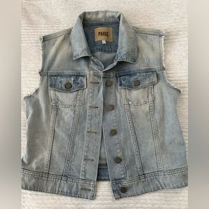 Paige Sleeveless Distressed Jean Jacket Size Large